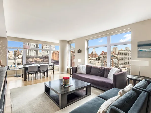 400 East 67th Street image 1 of 22