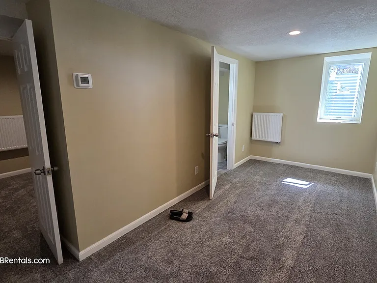 871 Saint Clair Ave #3 — Photo 12