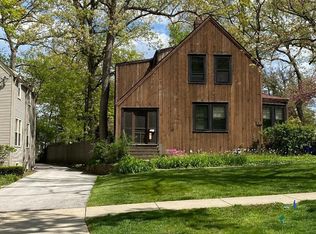 735 Forest Ave, Glen Ellyn, IL 60137