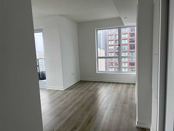 2nd image of 395 Bloor St E #2511