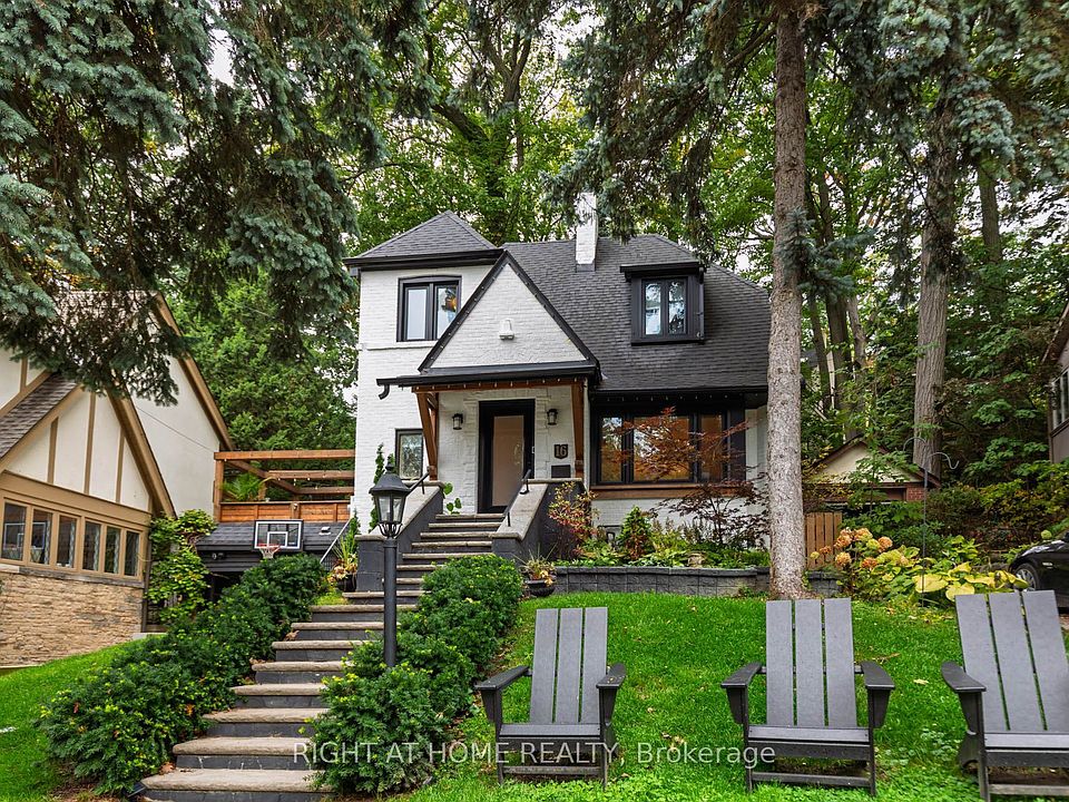 1st image of 16 Pine Cres
