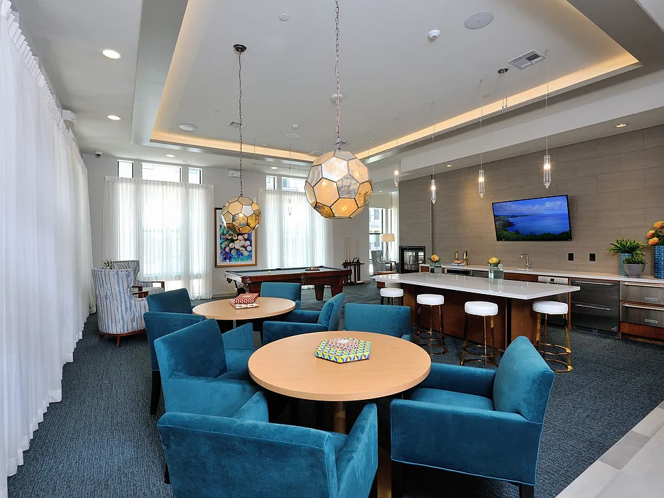 Broadstone Woodmill Creek apartments community photo