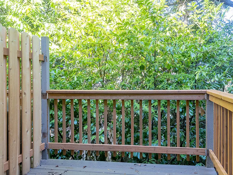 Ravenbourne Apartments - Portland Oregon