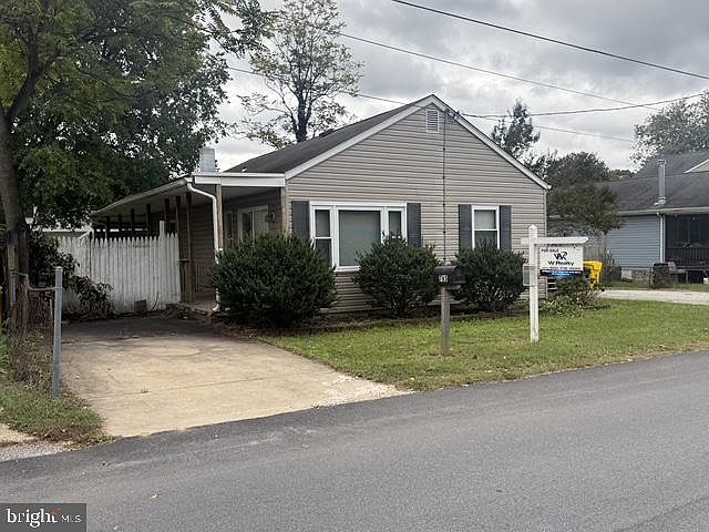 1st image of 765 204th St