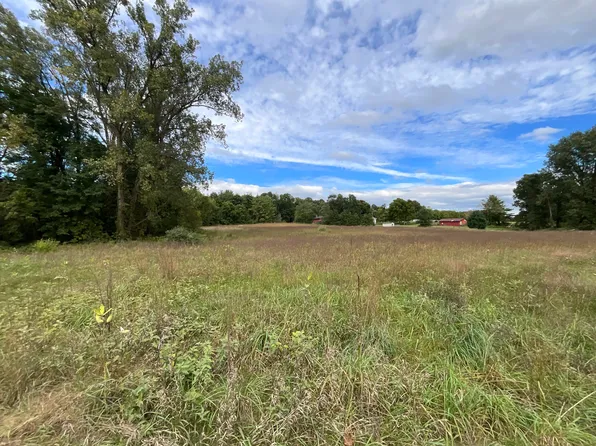 V/l Priest St, Dowagiac, MI 49047