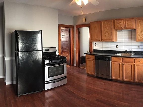 2nd image of 97 Nightingale Ave Unit 1