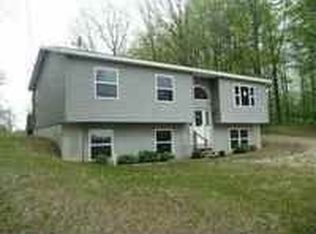 5763 N 23 Rd, Mesick, MI 49668