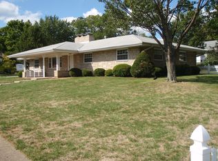 1106 Overlook Dr, Fairborn, OH 45324