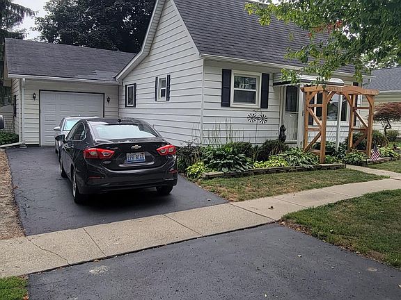 3rd image of 5562 Liberty St