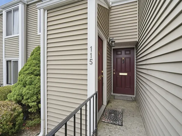 113 Nassau Dr Unit 113, Springfield, MA 01129