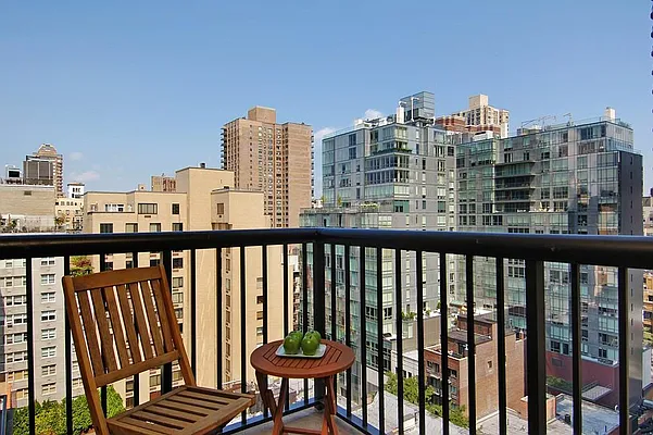Rented by Corcoran | media 2