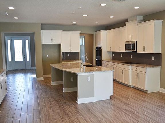 2nd image of 628 Stone Oak Dr