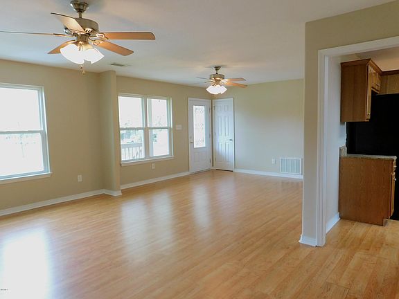 5th image of 4510 Navaho Ave