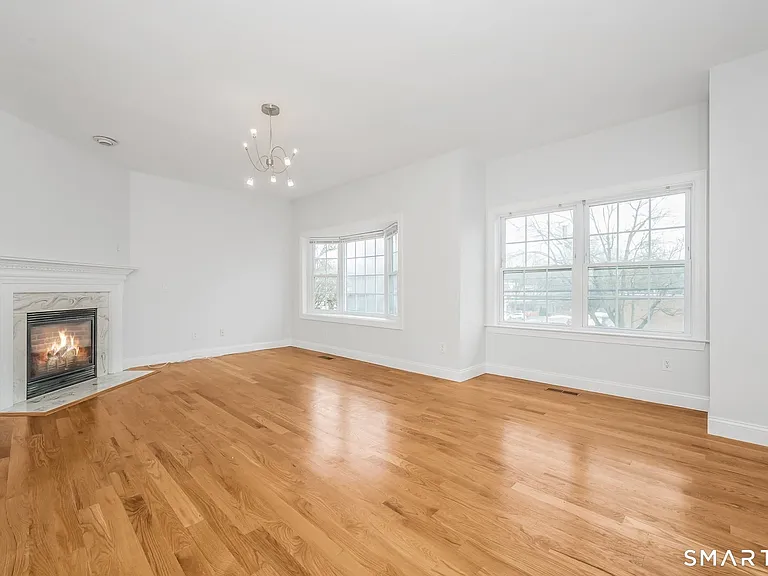 806 Hope St #2 — Photo 3