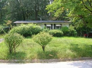 816 Mercury Dr NW, Atlanta, GA 30331