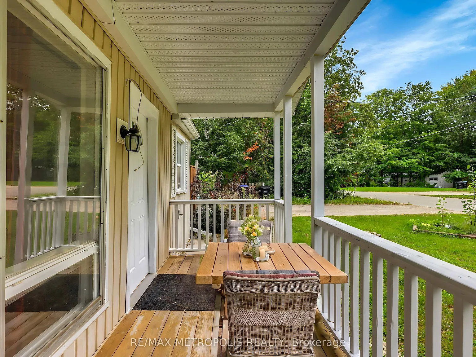 2 bed, $2,300 — Photo 4