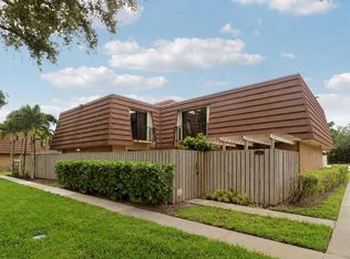 1901 19th Lane, Palm Beach Gardens, FL 33418
