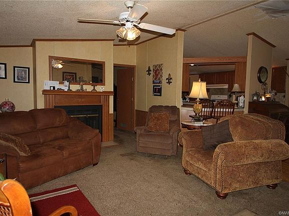 4th image of 139 Country Forest Ln