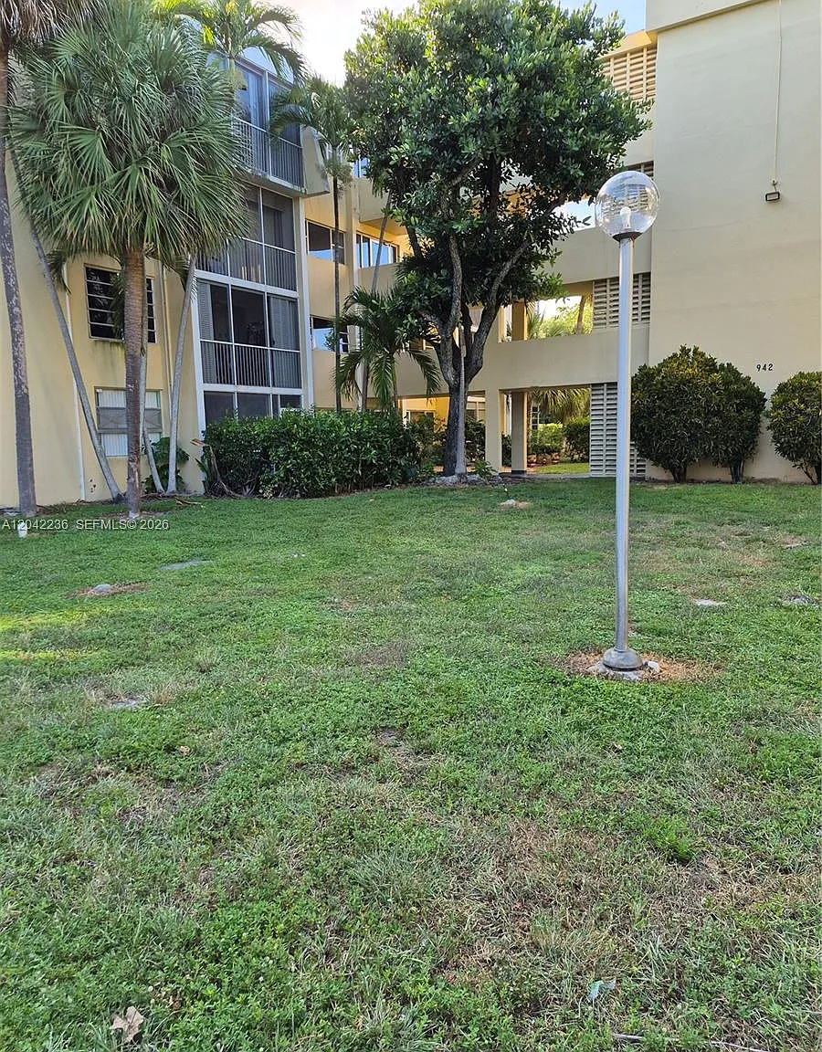 Lake Park Condo No 1 - Bl — Photo 4