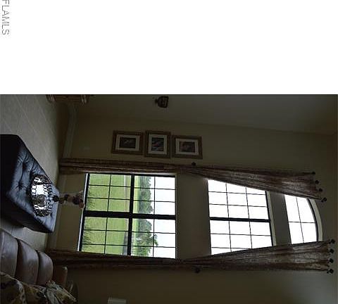 3rd image of 3742 Madeira Ct