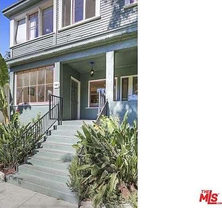 3rd image of 1701 1/2 Morton Ave