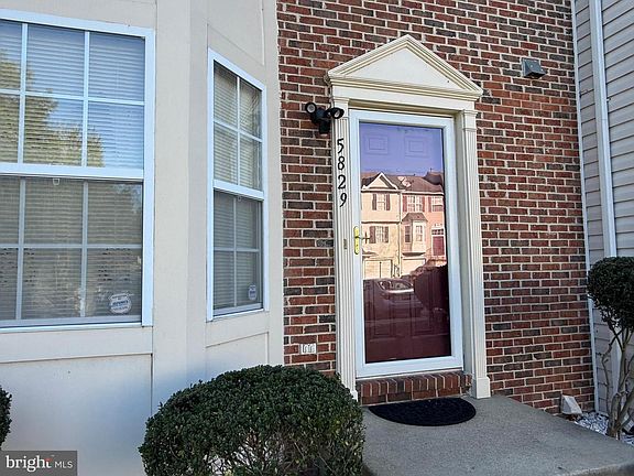 2nd image of 5829 Monmouth Ct