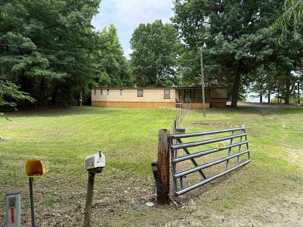6824 Myrtle Dr, Mabelvale, AR 72103