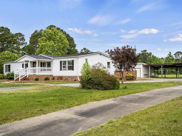 105 Rains Crossroads Rd, Selma, NC 27576