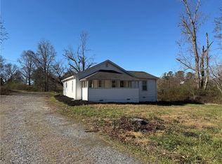 3915 Dahlonega Hwy, Cumming, GA 30028