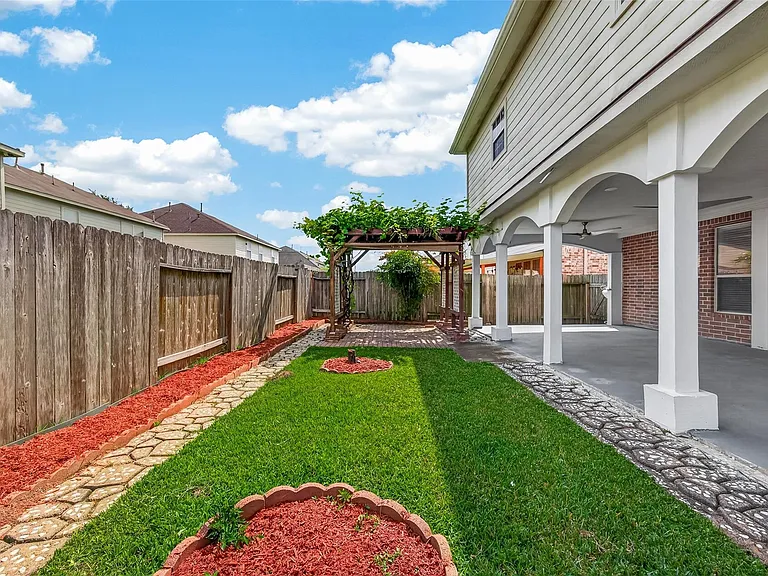 19530 Harvest Stream Way — Photo 48
