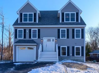 30 Mystic St, Methuen, MA 01844