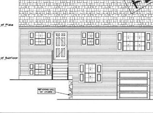 3 Otis St, Warwick, RI 02889