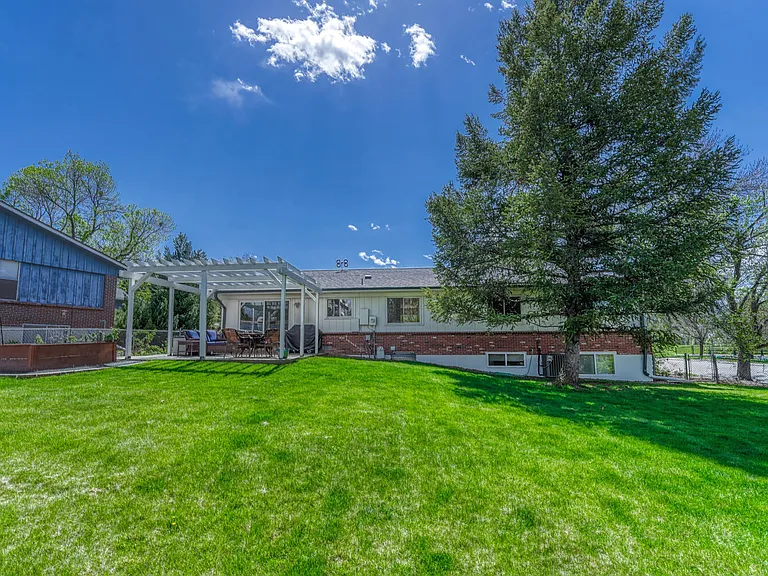 6905 E Hillside Pl — Photo 70