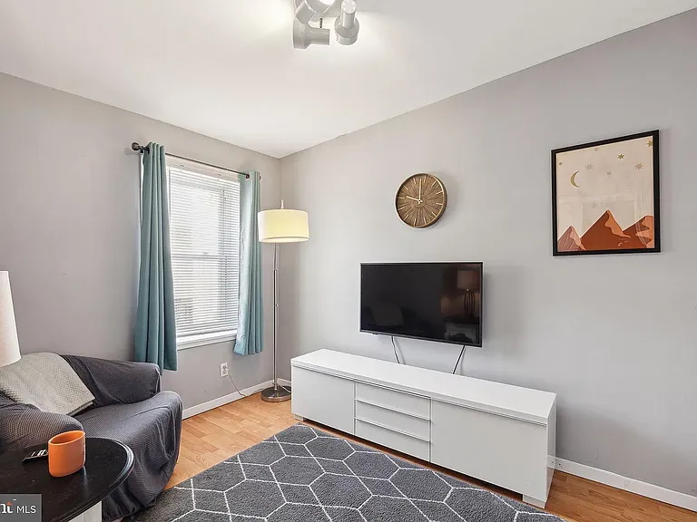 3260 Webb St — Photo 10
