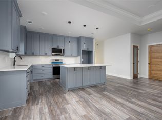 411 W Elm St, Whitewright, TX 75491