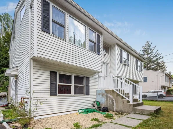 5 Church St, Garnerville, NY 10923