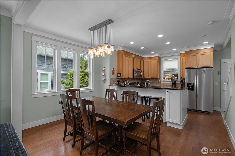 5th image of 251 Meriweather Street