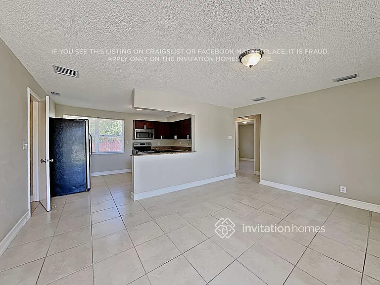 4929 SW 20th St — Photo 4