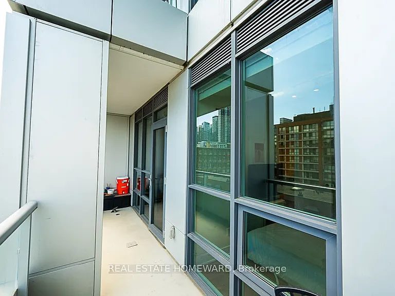 38 Cameron St #610 — Photo 40
