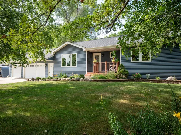 6587 Spruce Dr, Cannon Falls, MN 55009