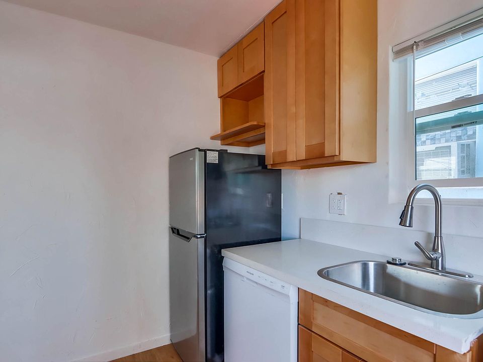 1st image of 4084 38th St