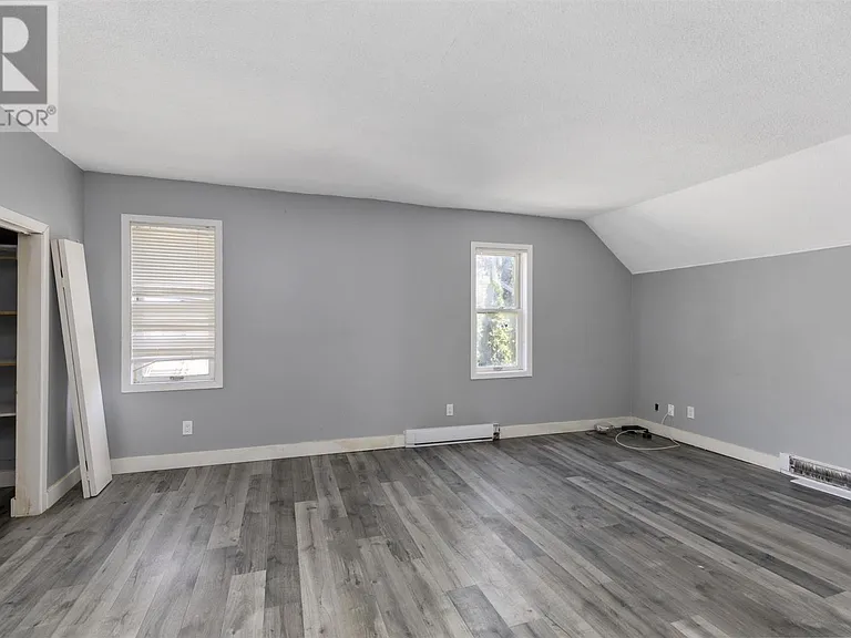 515 Albert St E #2 — Photo 10