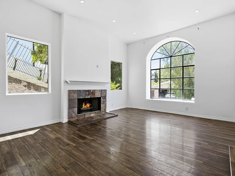 5244 Baza Ave — Photo 11