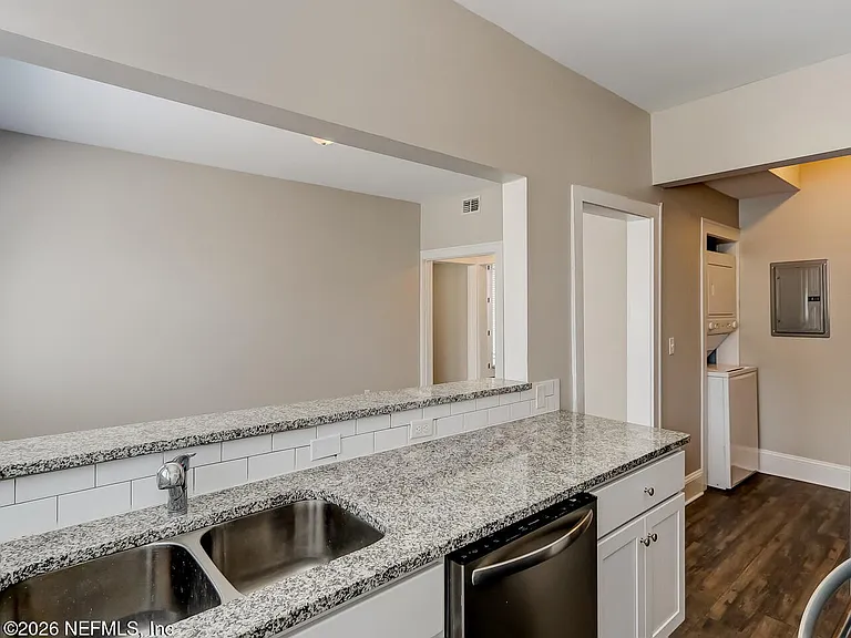1009 Stockton St #8 — Photo 25