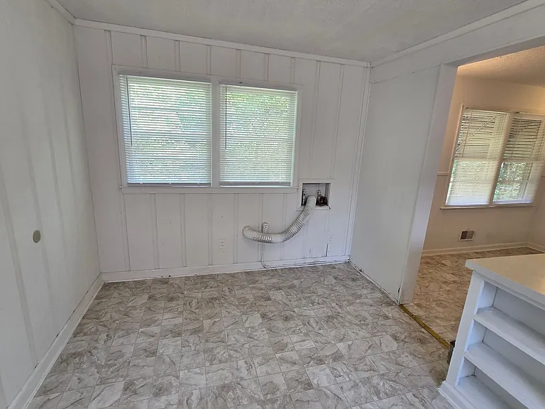2102 Long Shadow Ln — Photo 10