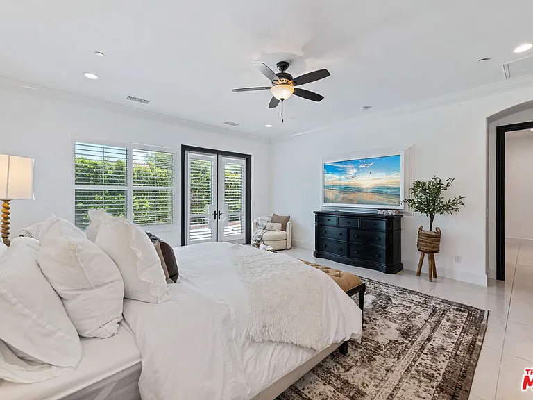 55140 Spring Creek Ct — Photo 20