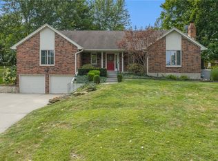 9807 NW 75th Ter, Weatherby Lake, MO 64152