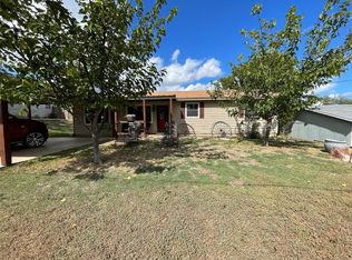 908 W 3rd St, Coleman, TX 76834