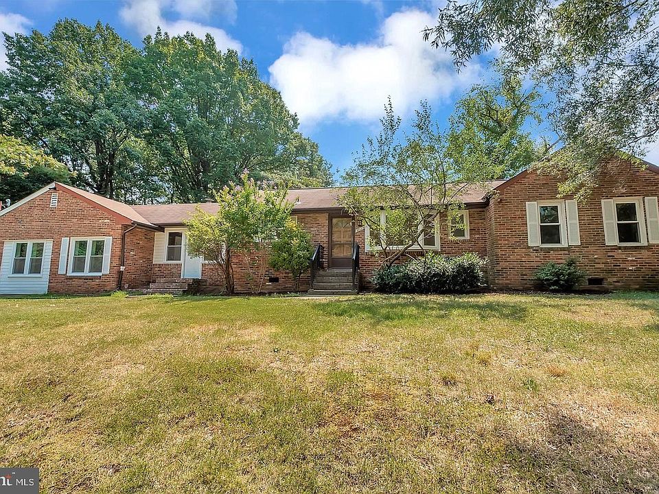 1st image of 5825 Piedmont Dr