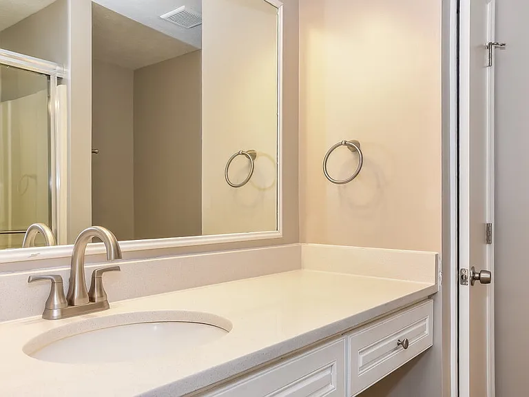 1204 Daylight Dr — Photo 10